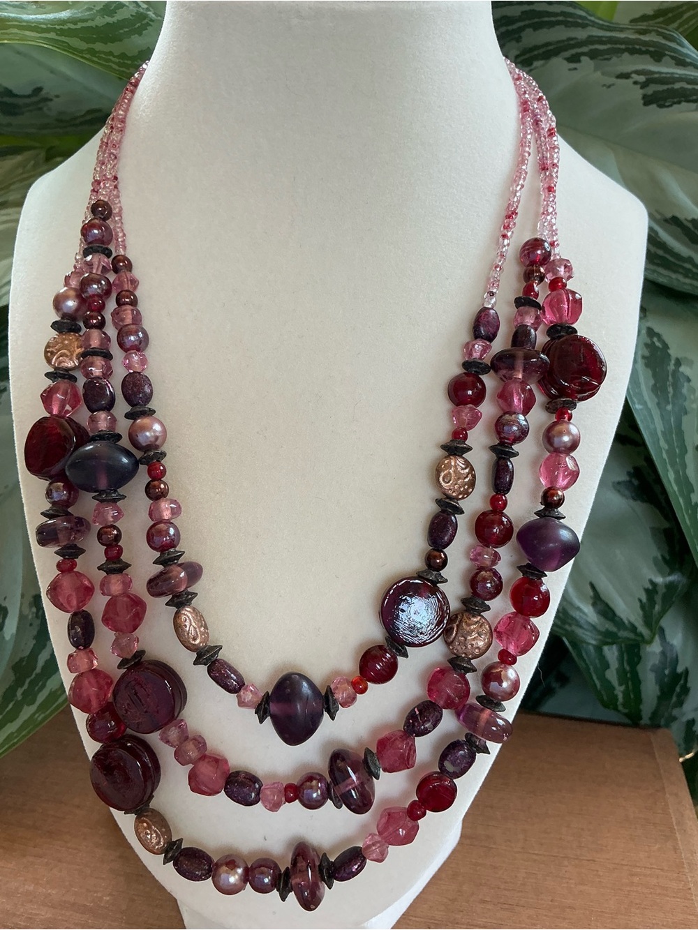 Vintage Handcrafted Multi-Stand Red and Berry Glass Bead Necklace